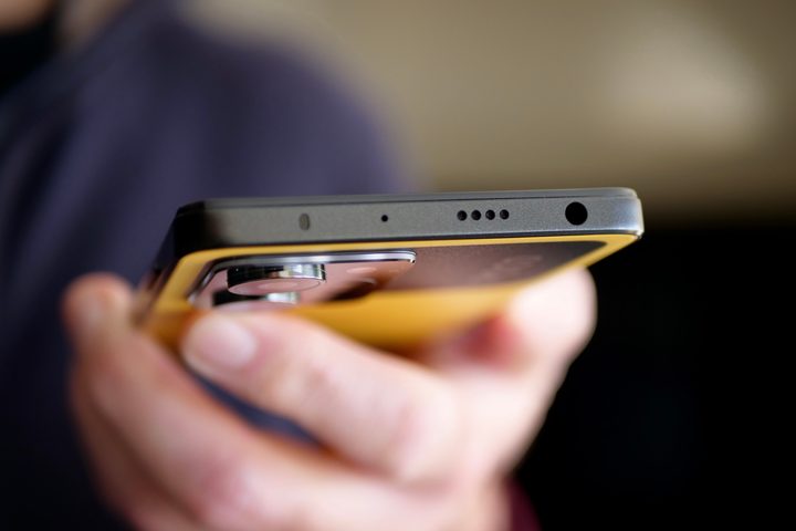 The Poco X5 Pro's headphone jack.