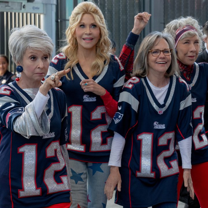 Rita Moreno, Jane Fonda, Sally Field, and Lily Tomlin all stand near metal detectors in 80 for Brady.