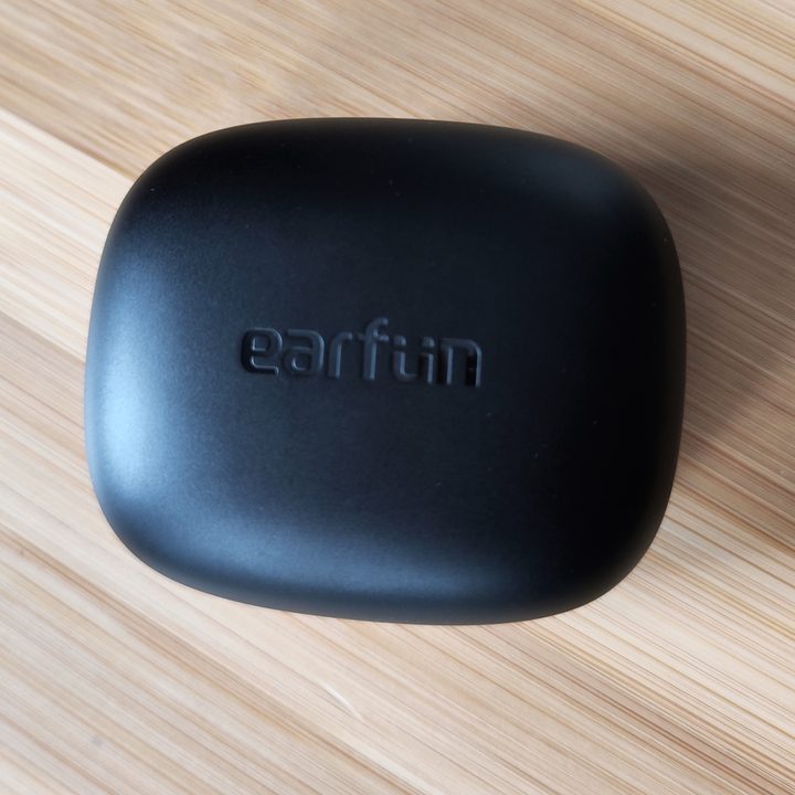 Earfun Air Pro 3 charging case (top).