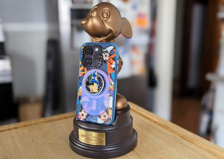 iPhone 14 Pro in Disney CASETiFY case with MagSafe PopSocket with Sorcerer Mickey