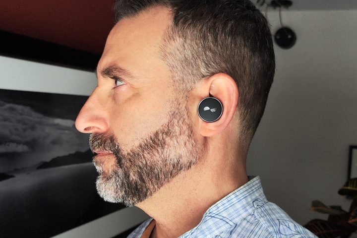 Man wearing NuraTrue Pro.