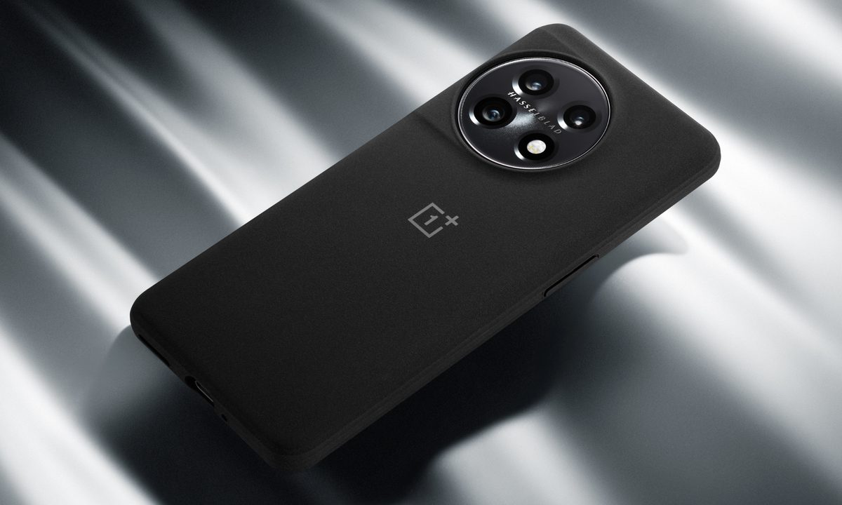 OnePlus 11 in OnePlus's official sandstone case.