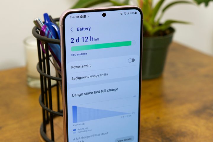 Battery settings page on the Samsung Galaxy S23 Plus.