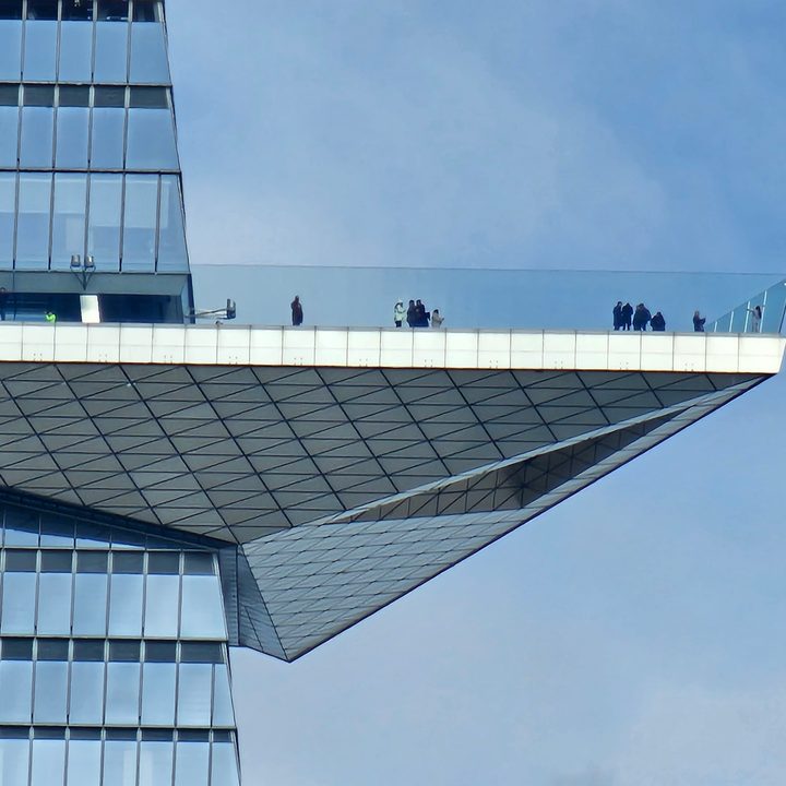 Galaxy S23 Ultra telephoto picture of The Edge in NYC.