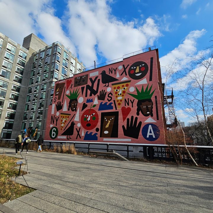 Wide-angle photo from the Galaxy S23 Ultra, showing a mural in New York.