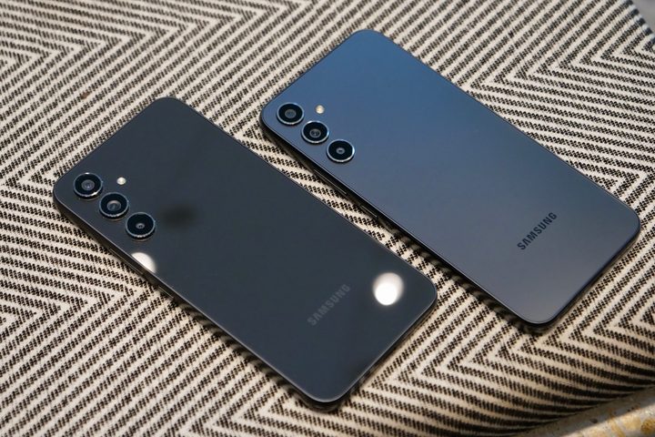 The black versions of the Galaxy A54 and Galaxy A34.