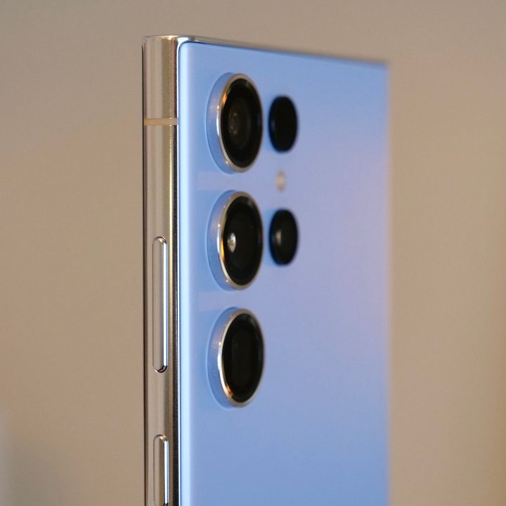 The Galaxy S23 Ultra's camera module on the Sky Blue version.
