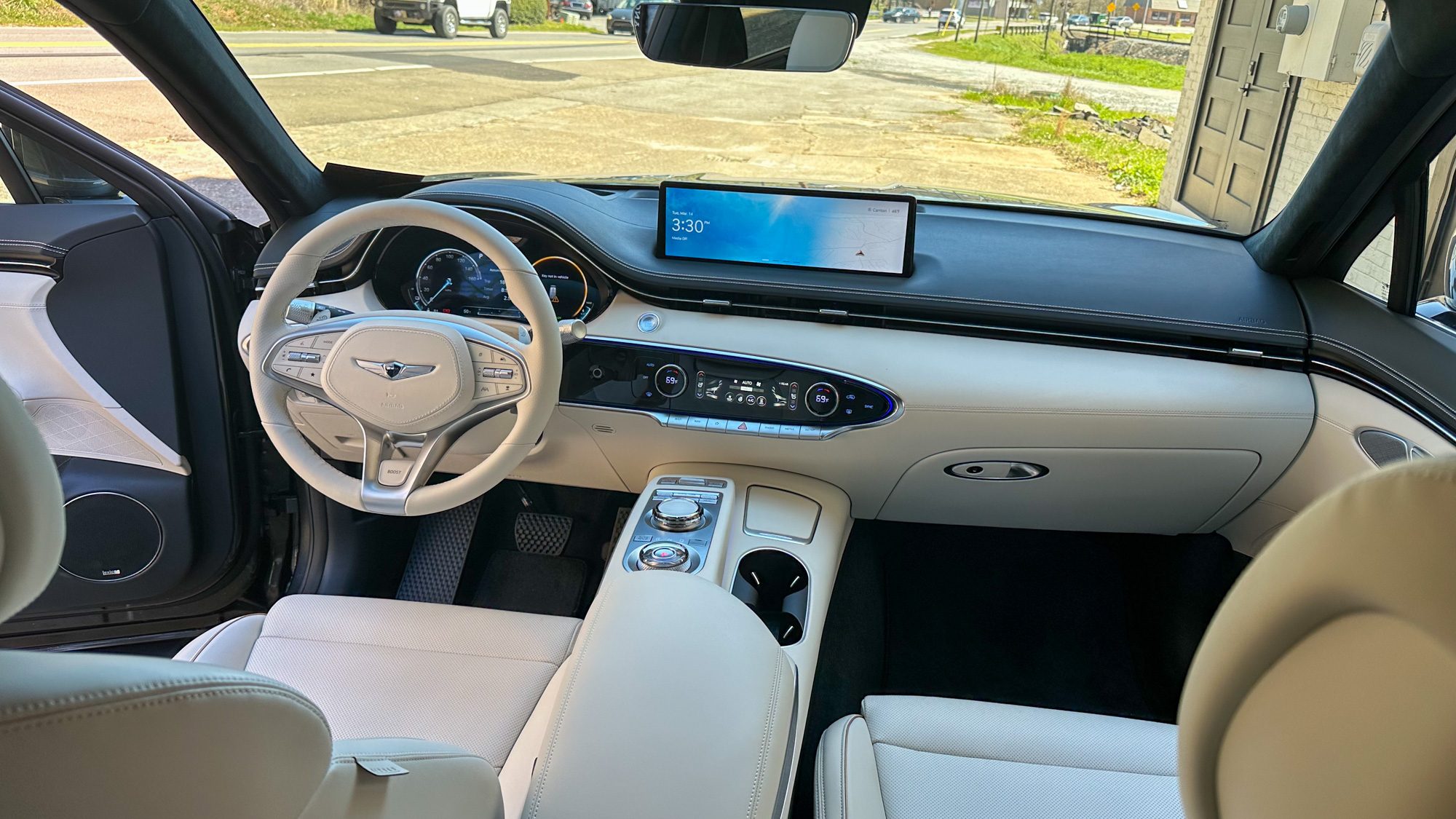 Genesis Electrified GV70 Front