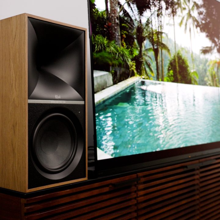 Klipsch The Nines bookshelf speakers flanking a TV.
