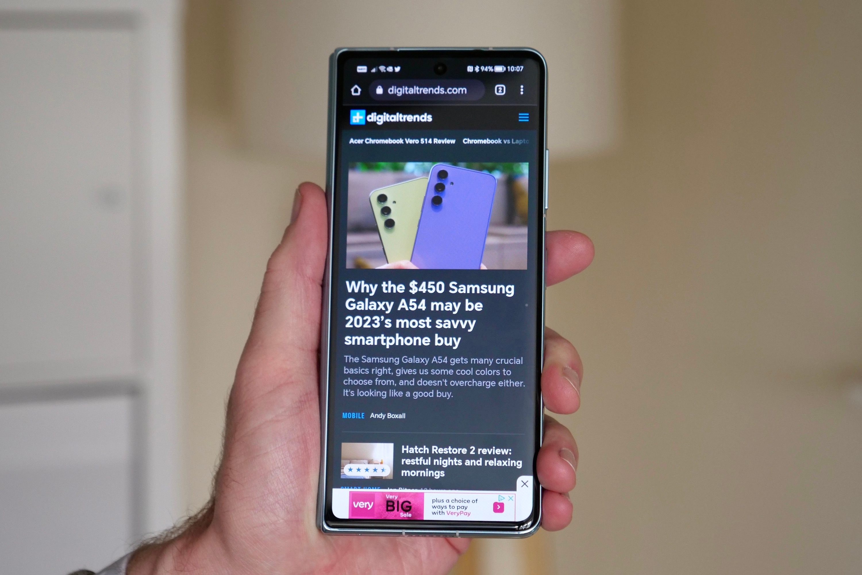 The Chrome browser running on the Honor Magic Vs's closed screen.