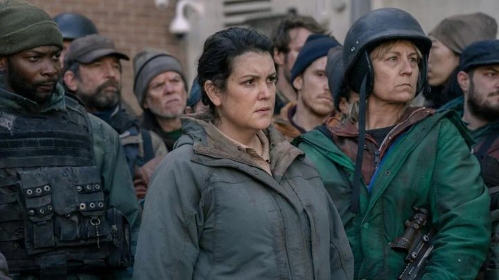 Kathleen in the middle of a crowd in The Last of Us.