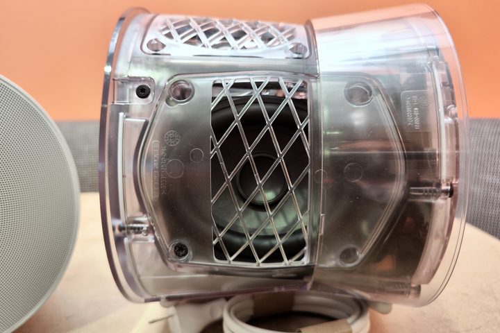 Sonos Era 300 – woofer seen behind grille.