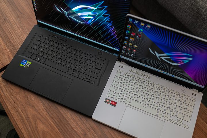 Asus ROG Zephyrus M16 sitting next to the Zephyrus G14.