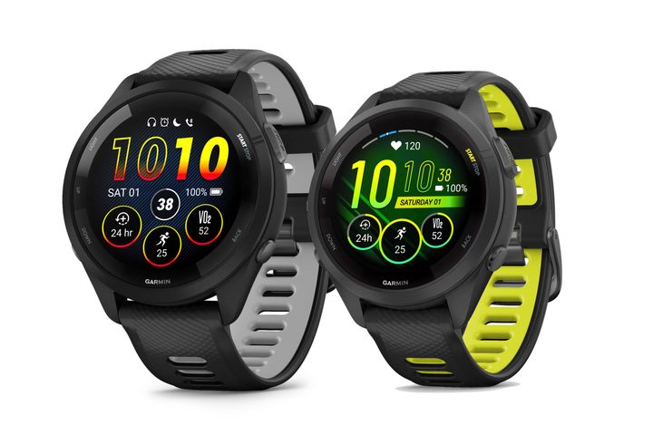 Garmin Forerunner 265 and Forerunner 265S smartwatches next to each other.