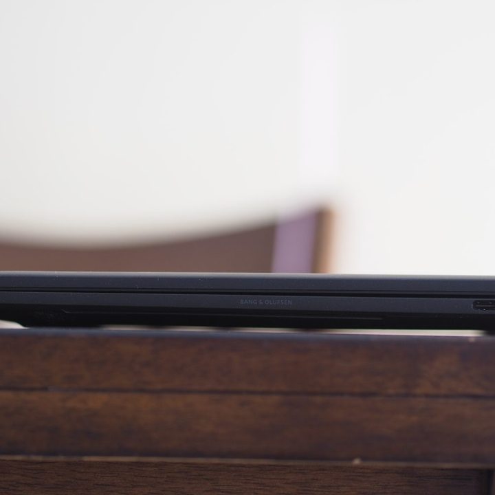 hp dragonfly pro chromebook review right side