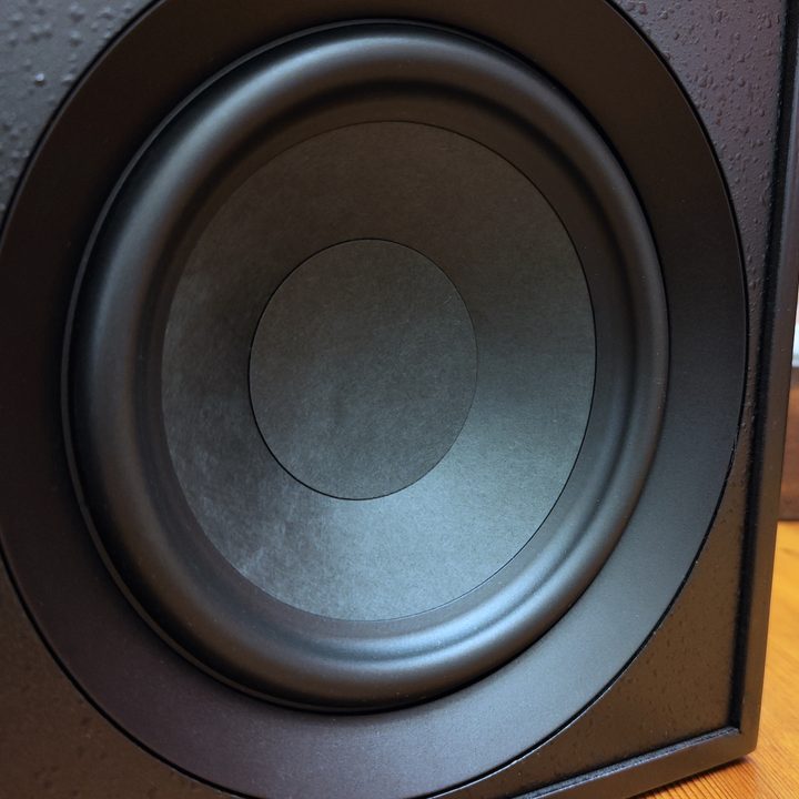 Klipsch The Sevens: woofer close-up.