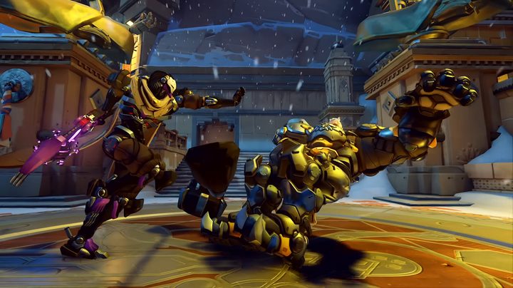 Ramattra punches Reinhardt in OVerwatch 2.