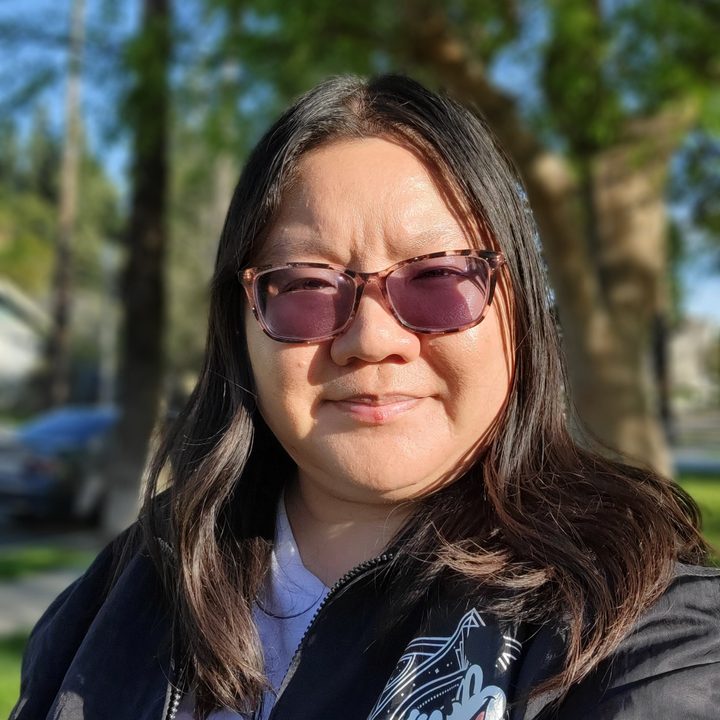Portrait selfie with Samsung Galaxy S21