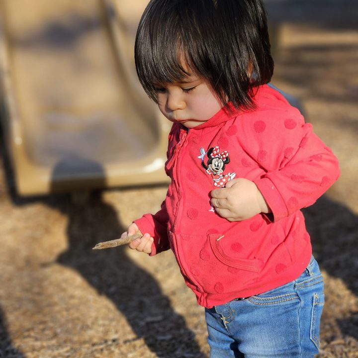 Toddler portrait captured with Samsung Galaxy S23 portrait mode