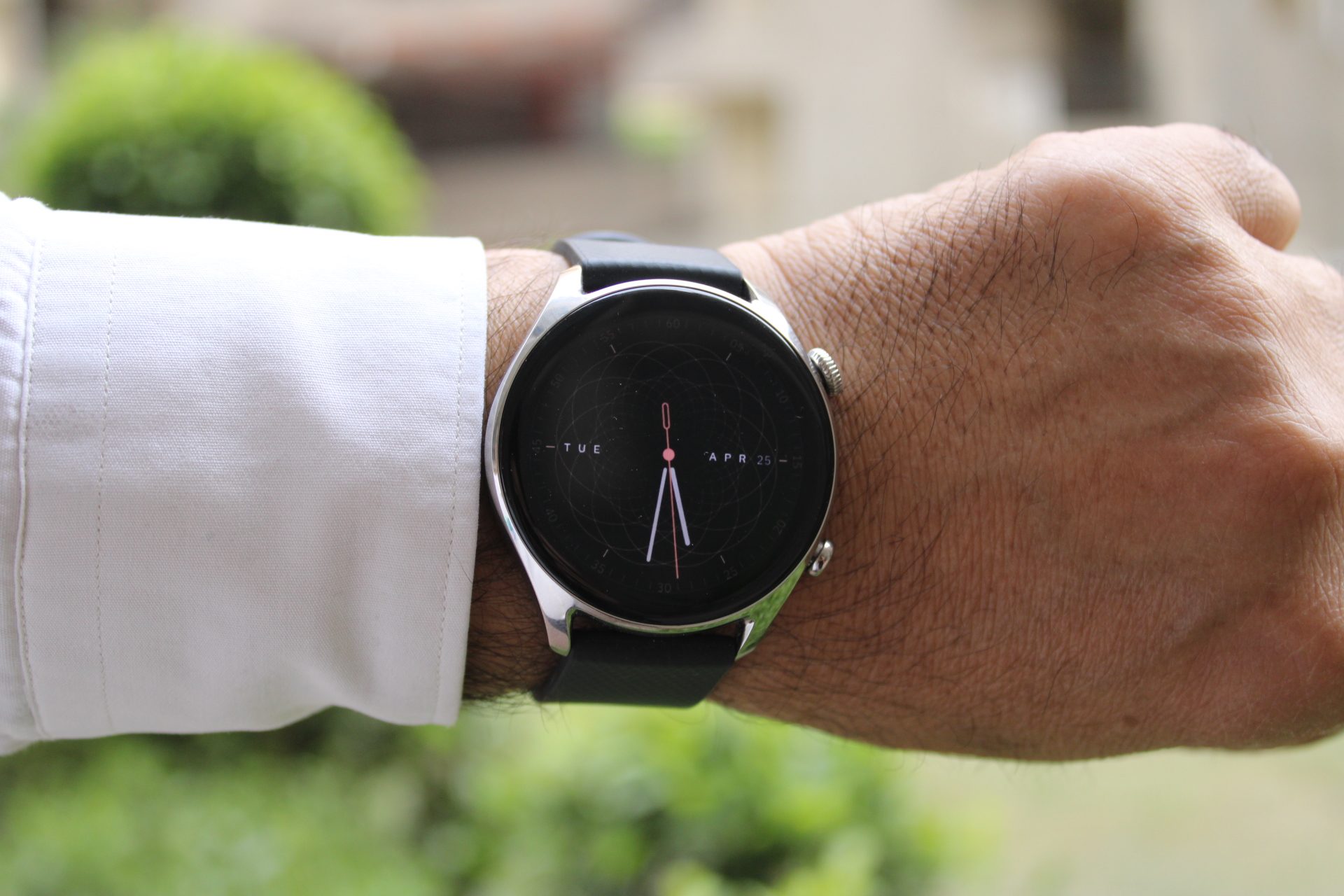 this 250 smartwatch destroys the apple watch in 4 ways amazfit gtr le 2859
