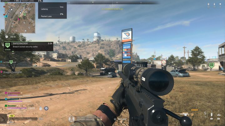 Player in a Plunder match in Warzone 2.0.