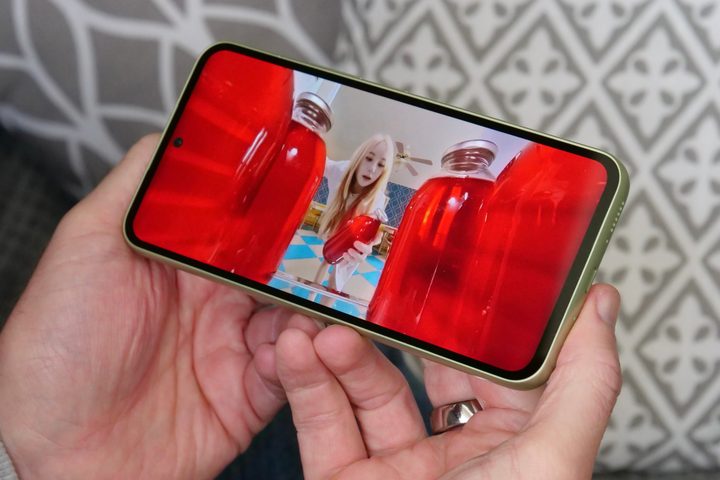 Video playing on the Samsung Galaxy A54.