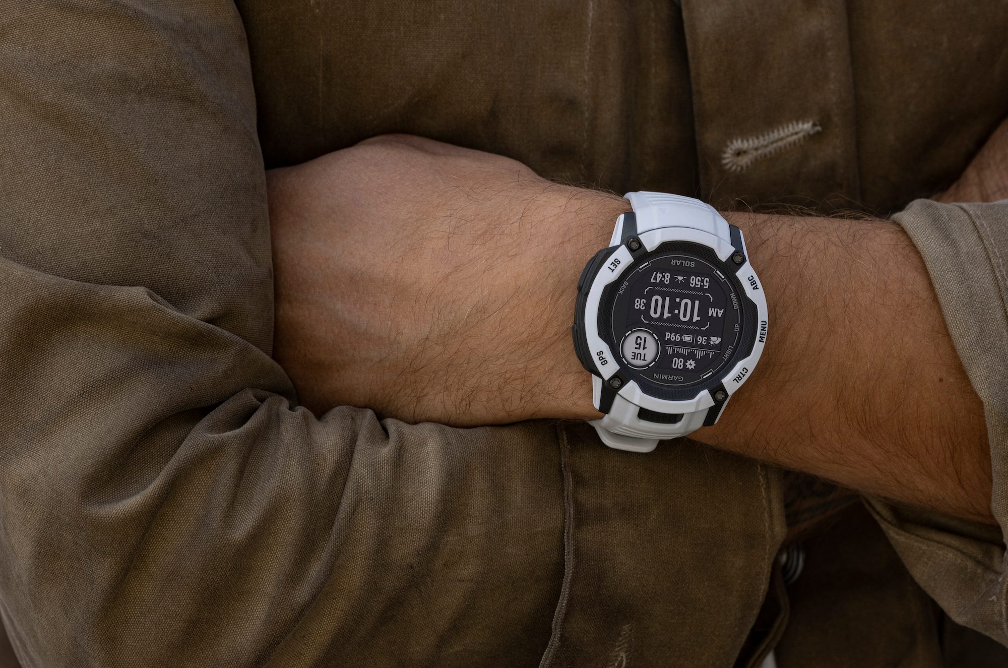 Instinct-2X-on-Wrist.jpg?fit=