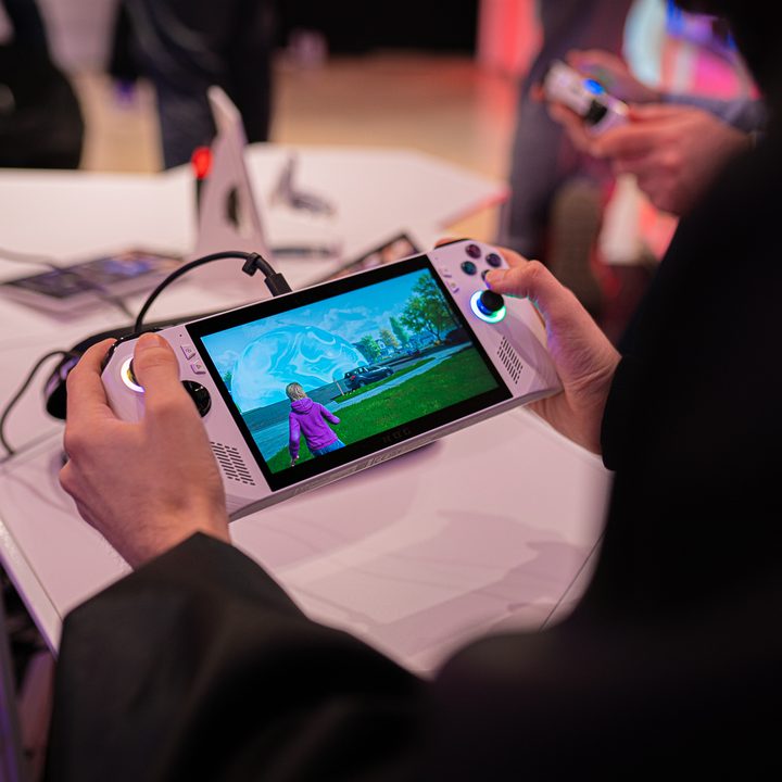 A man plays High on Life on an Asus ROG Ally.