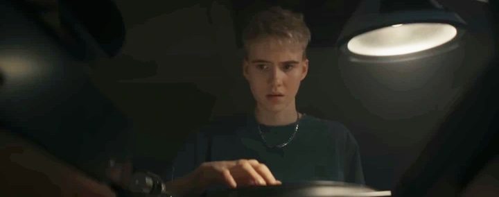Danny plays a record in Evil Dead Rise.