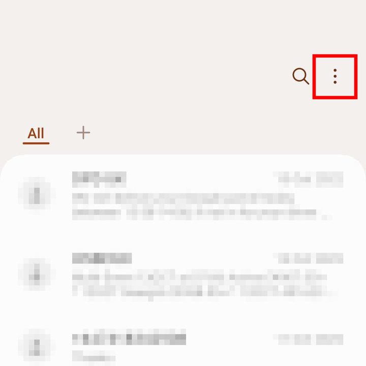 Accessing the settings menu in Samsung Messages.