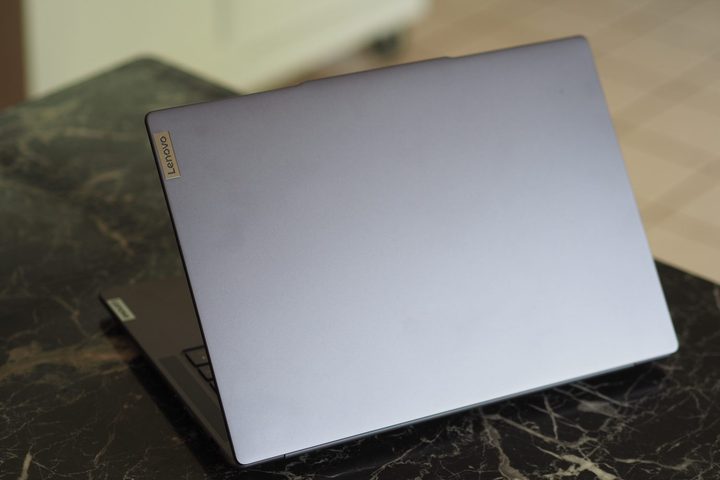 Lenovo Slim 7 14 2023 rear view showing lid and logo.