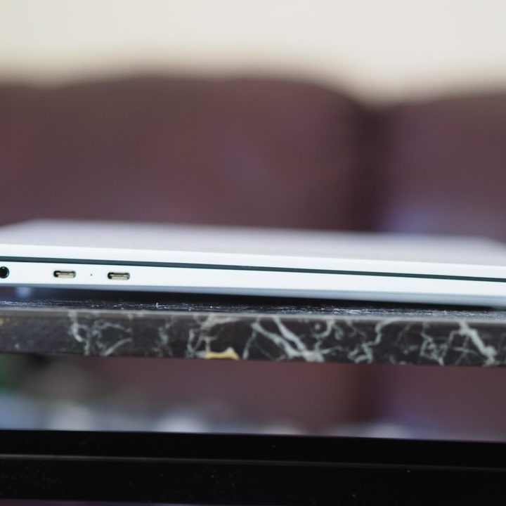 LG Gram Style left side view showing ports.