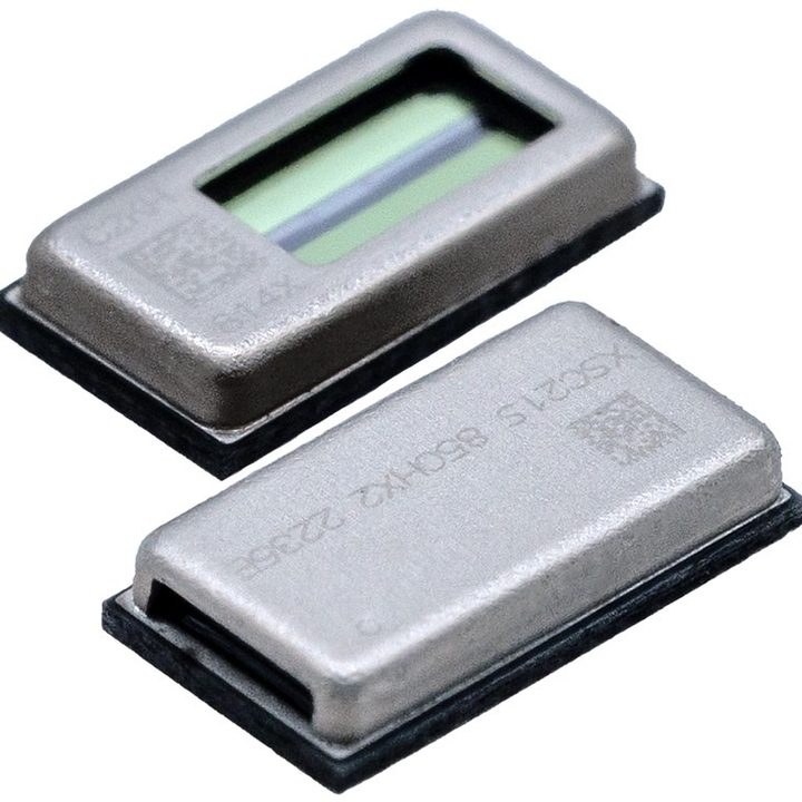 xMEMS Cowell silicon driver.