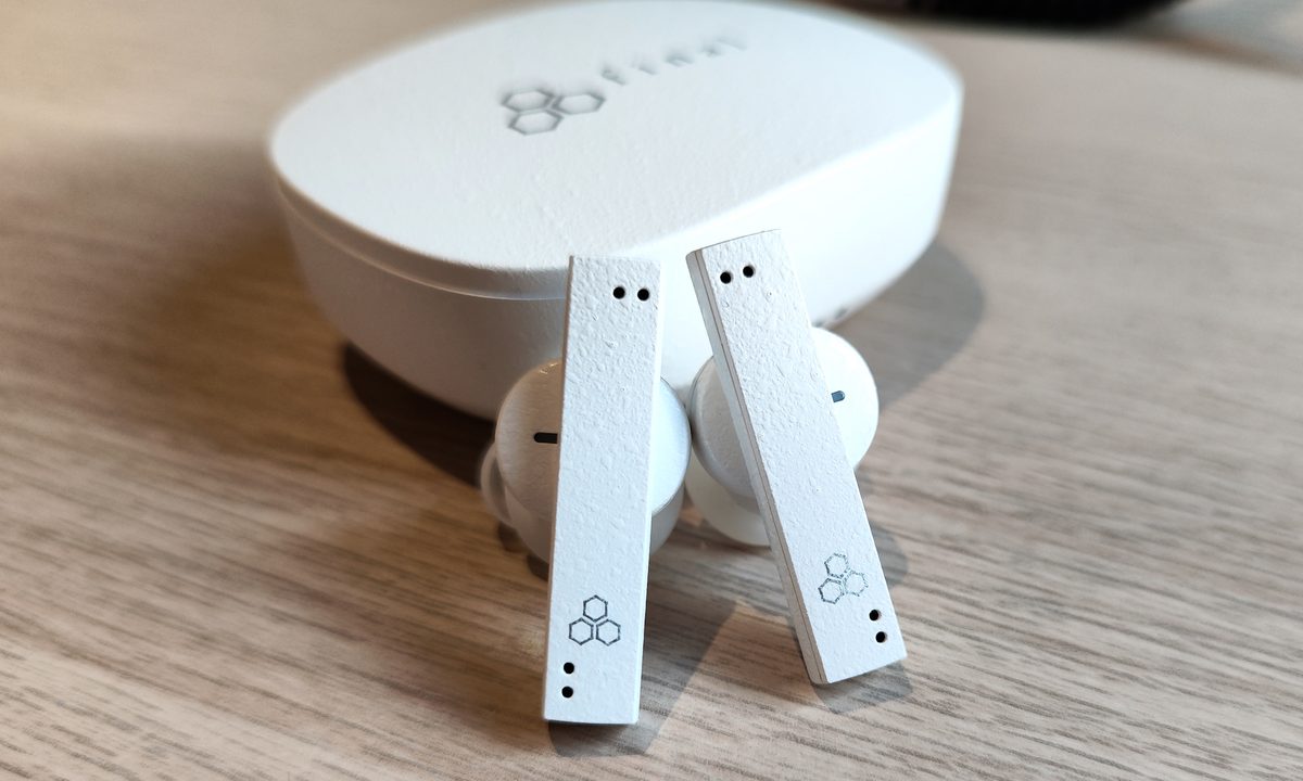 Final Audio ZE8000 review: distinctive earbuds for discerning ears