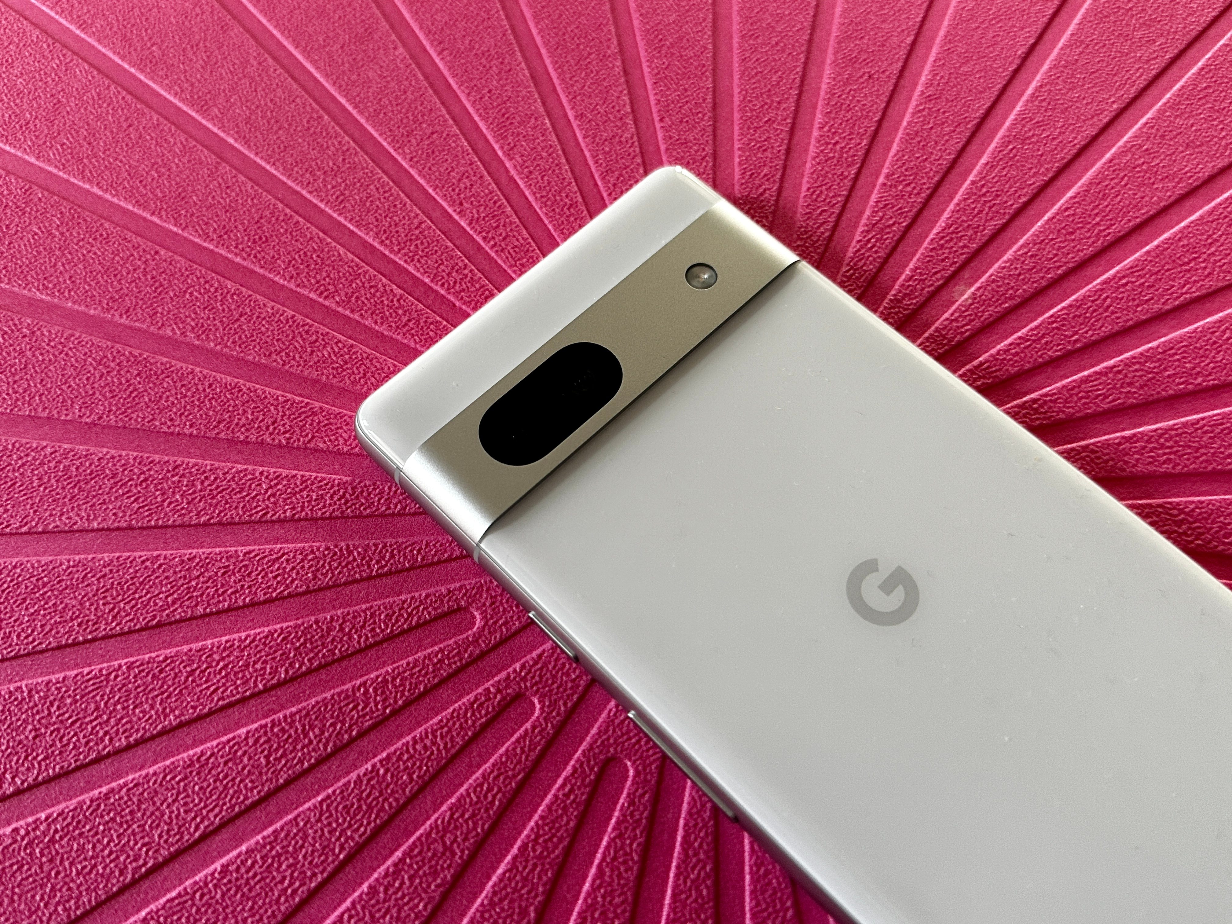 Google Pixel 7a vs. Pixel 7: don't buy the wrong Pixel - Digital