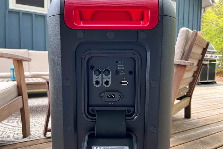 The back input panel for karaoke instruments on the LG XBoom XL7 speaker.