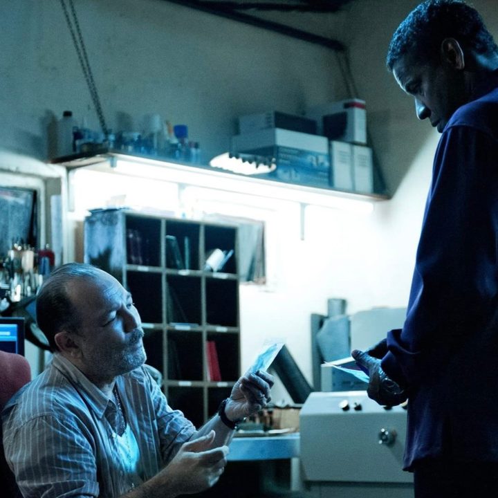 Denzel Washington and Rubén Blades in Safe House.