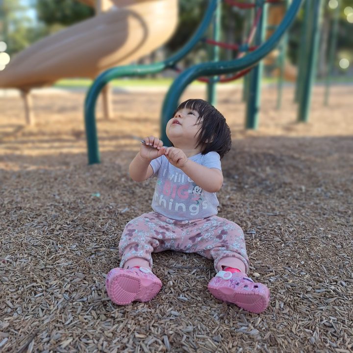 Portrait of Rose taken with a Samsung Galaxy A54