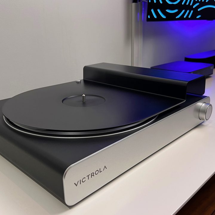 victrola stream carbon turntable review sonos dust cover on