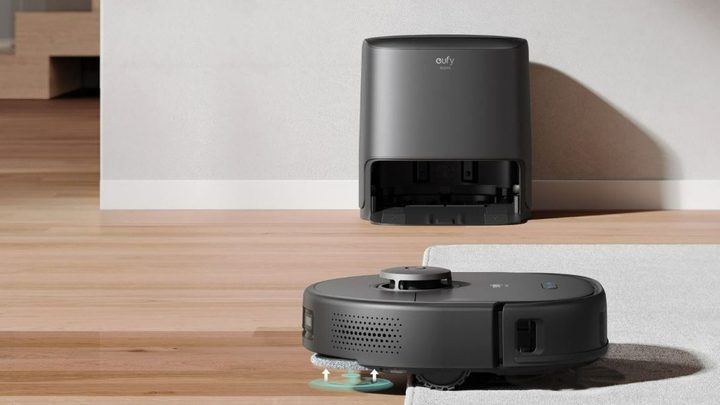 The Eufy X9 Pro moving from carpet to hardwood.