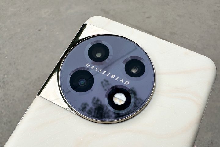 OnePlus-11-Marble-Odyssey-Edition camera bump.
