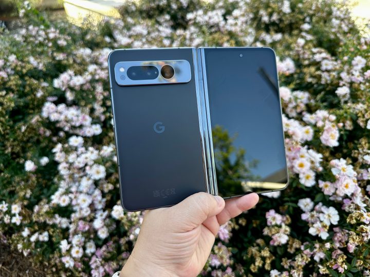 Google Pixel Fold in Obsidian open in hand showing exterior.