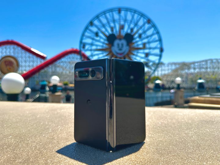 Google Pixel Fold in Obsidian open at Pixar Pier.