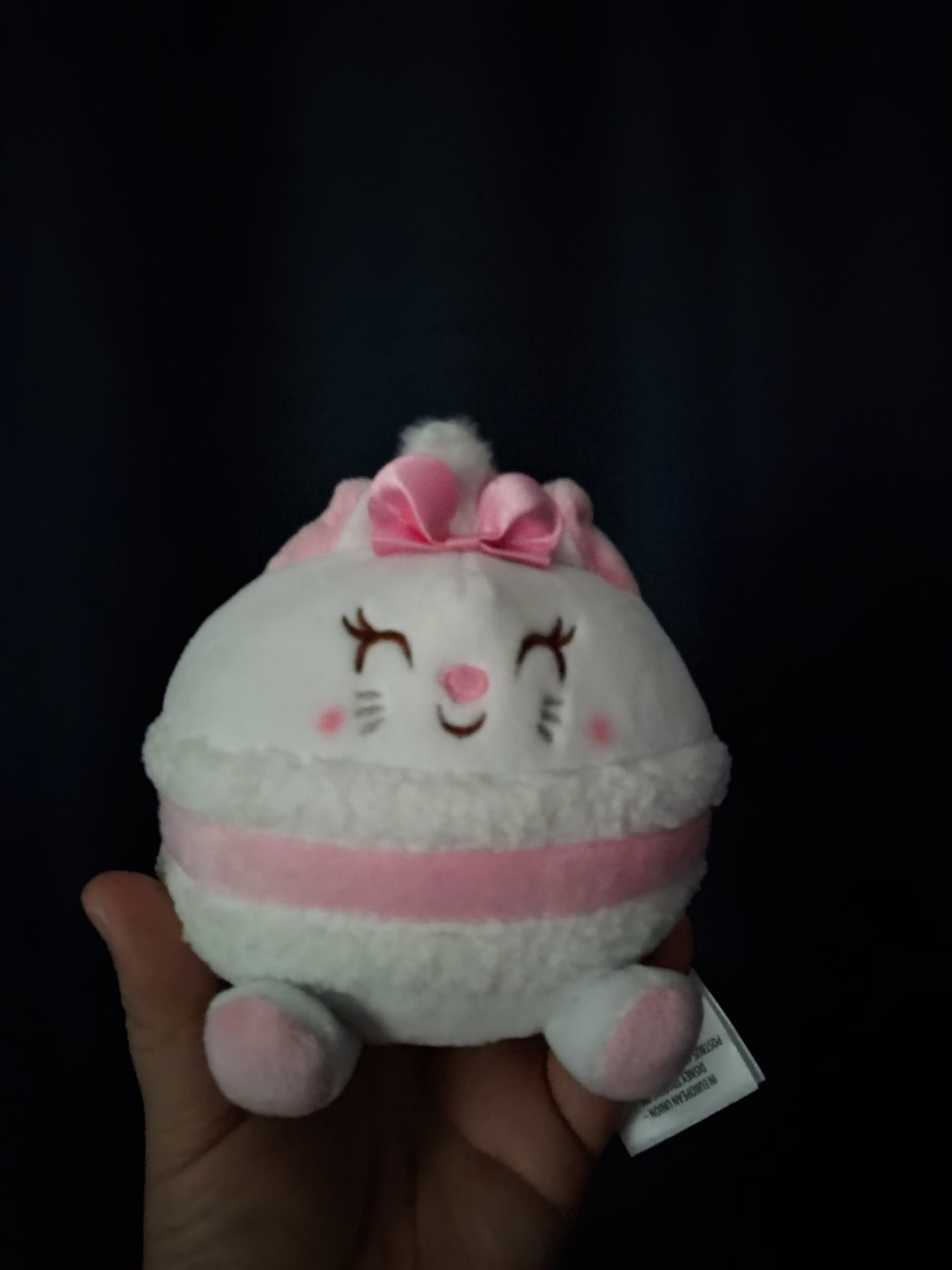 Lowlight photo of plush taken with Moto G Stylus 5G 2023.