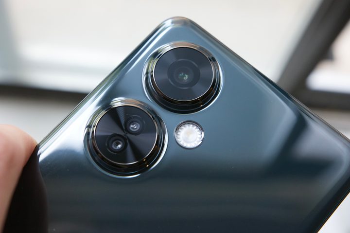 The cameras on the OnePlus Nord N30 5G.