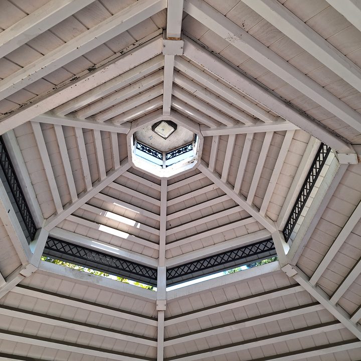 Gazebo ceiling taken with Samsung Galaxy A54 main camera