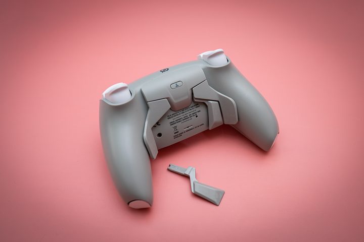 Paddles on the Scuf Reflex controller.