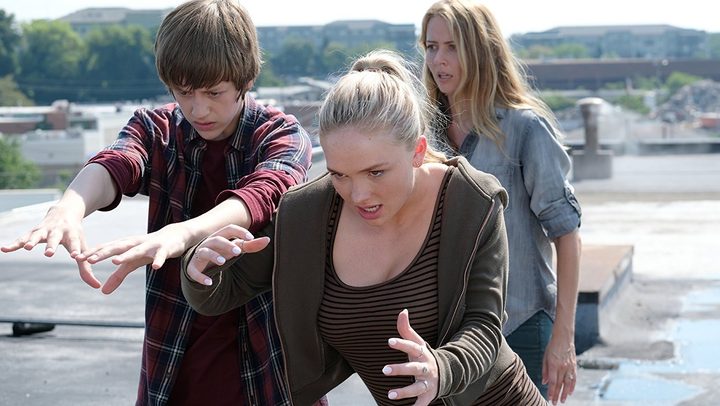 Two kids attempt to use their powers in The Gifted.