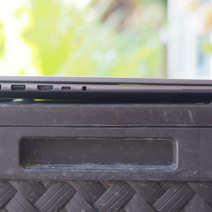 lenovo slim pro 9i review left