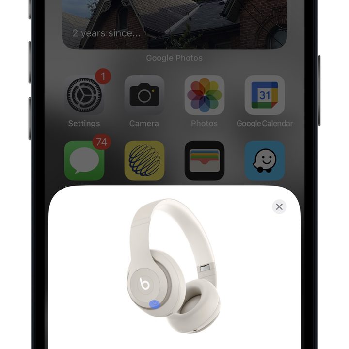Beats Studio Pro iOS product tip.